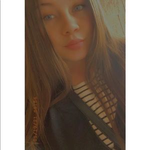 Meet your Posher, Kaleigh